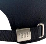 detalle del cierre de la gorra