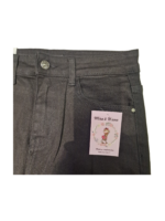 pantalón vaquero negro detalle bolsillo delantero